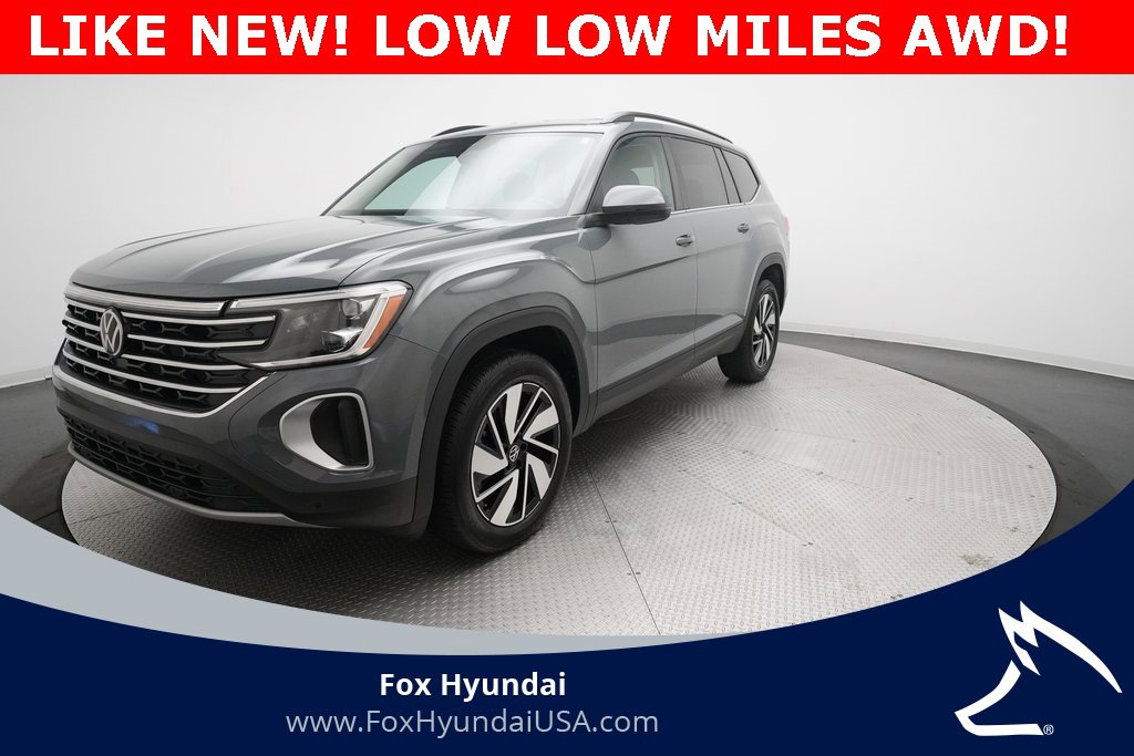 Used 2025 Volkswagen Atlas SE image 1