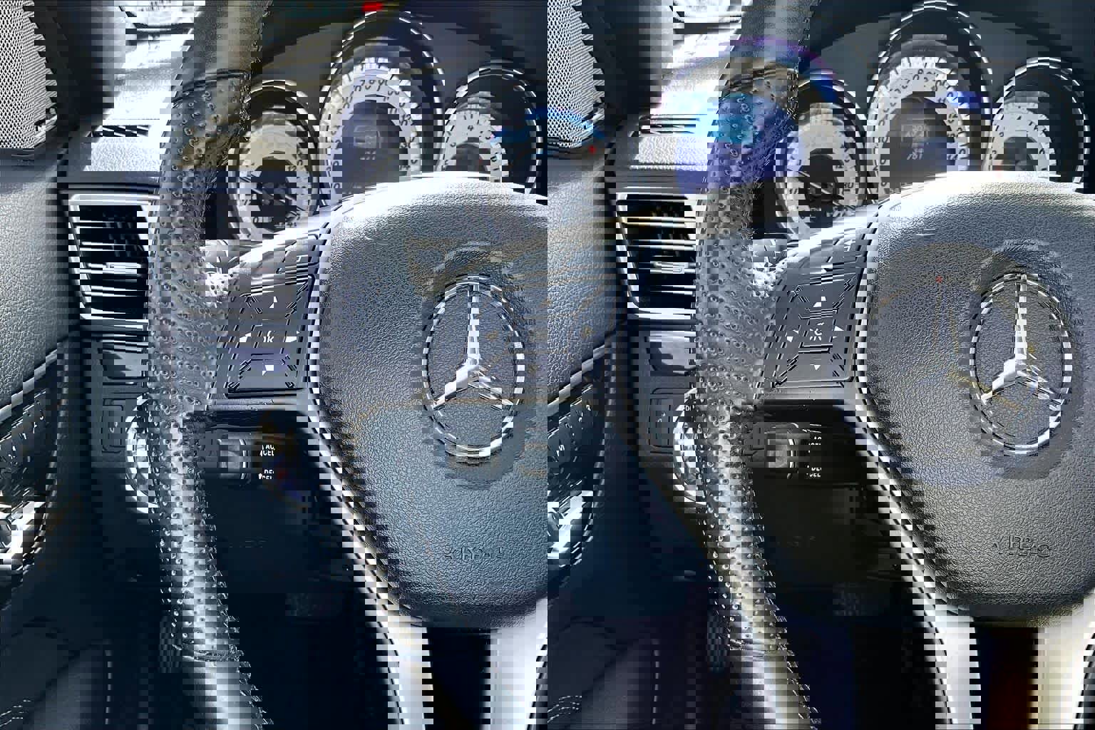 Used 2014 Mercedes-Benz E 350 E 350 image 22