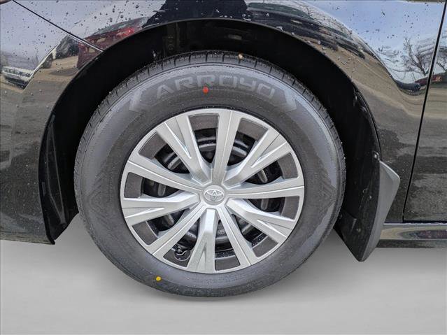 Used 2023 Toyota Camry LE image 22