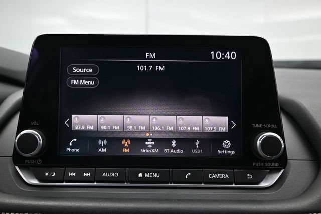 Used 2025 Nissan Rogue SV AWD/4WD image 35