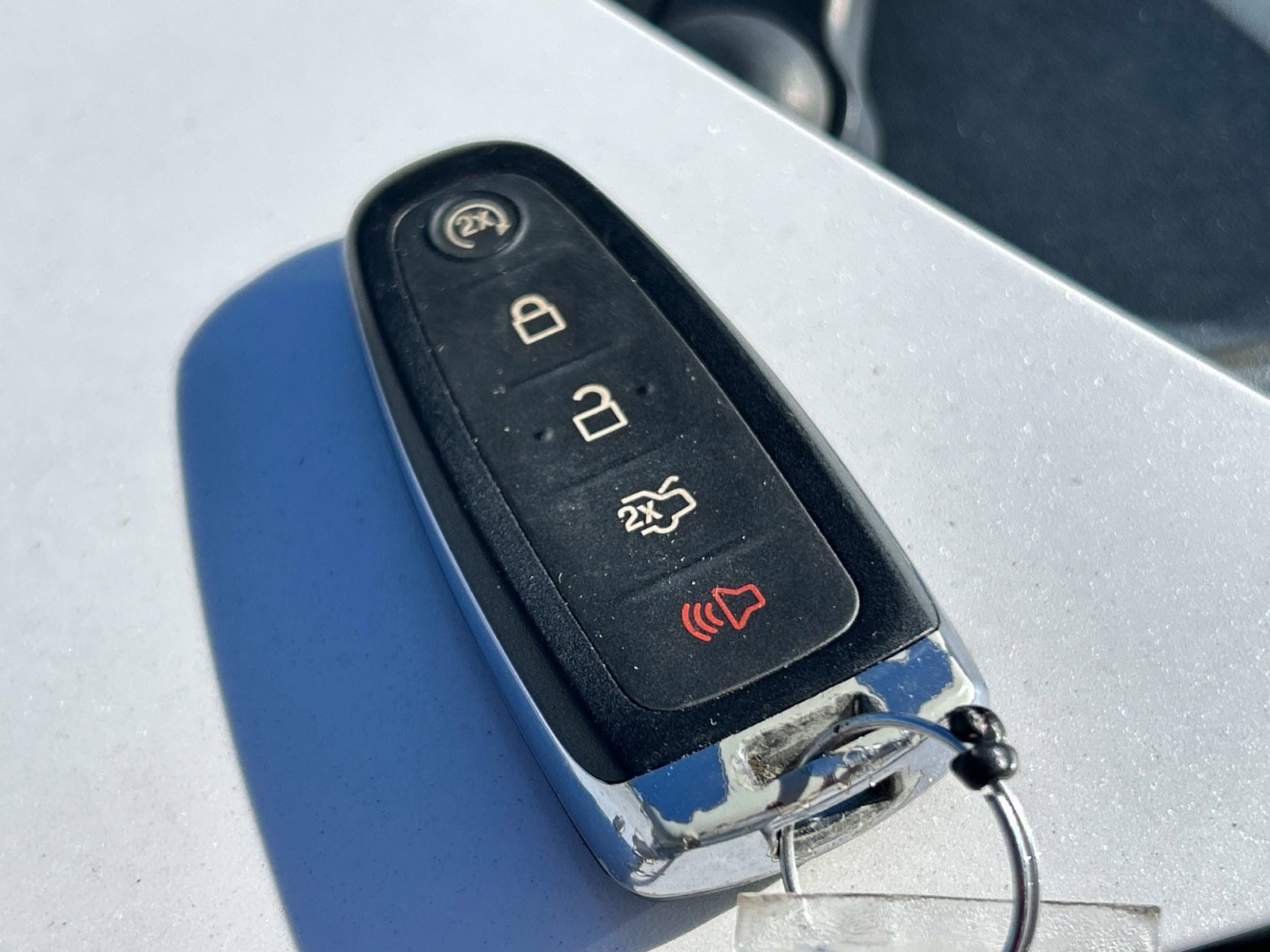 Used 2013 Lincoln MKX FWD image 10