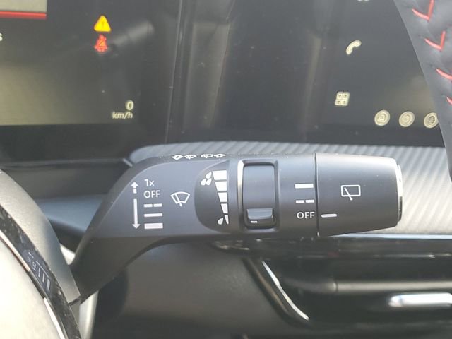 New 2026 Nissan Kicks SR w/ Cold Weather Package AWD/4WD image 15