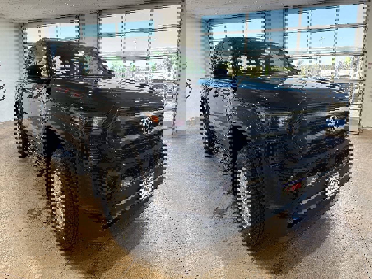 New 2026 Toyota Tacoma SR5 image 4