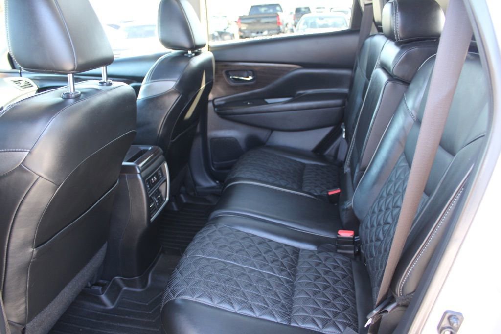 Used 2019 Nissan Murano Platinum image 25