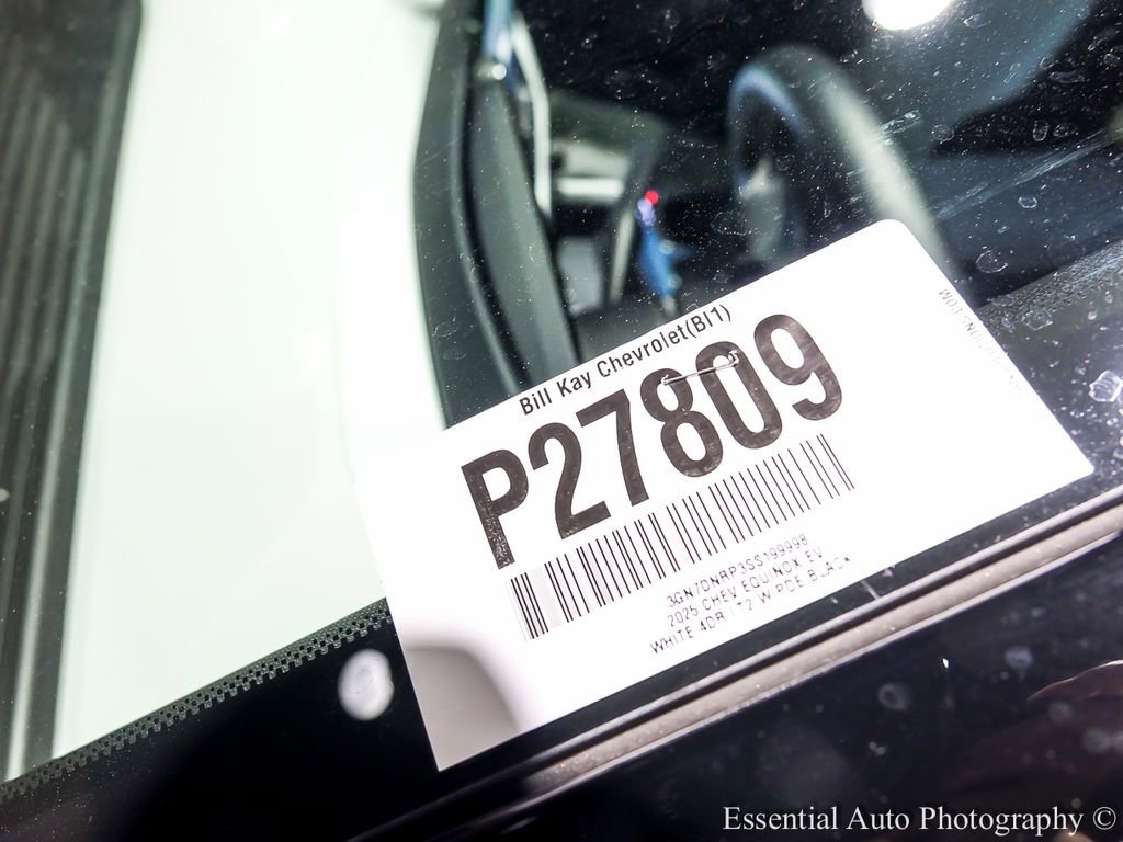 Used 2025 Chevrolet Equinox EV LT image 34