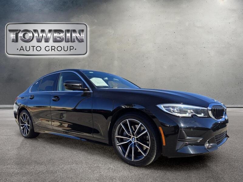 Used 2021 BMW 330i Sedan w/ Premium Package RWD image 2