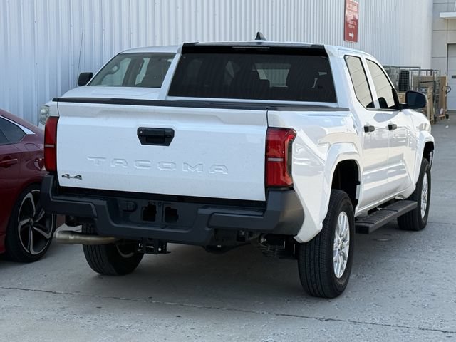 Used 2024 Toyota Tacoma SR AWD/4WD image 4