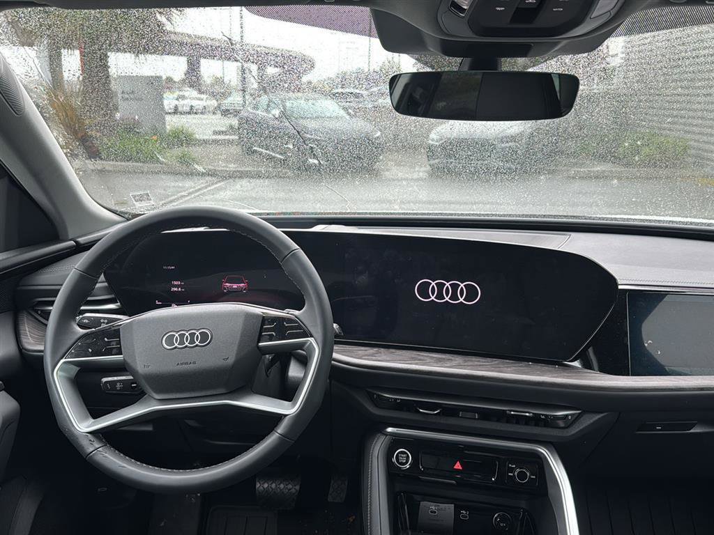 Used 2025 Audi Q5 Prestige image 9