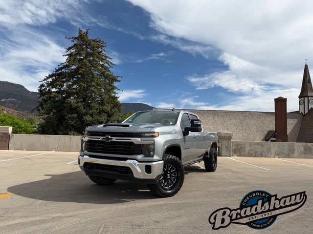 Used 2024 Chevrolet Silverado 2500 LT AWD/4WD video 1