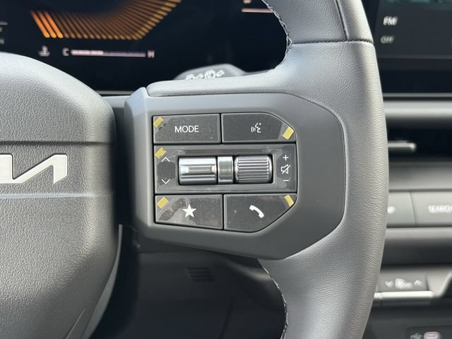 New 2027 Kia Seltos X-Line S w/ X-Line S Premium Package AWD/4WD image 8