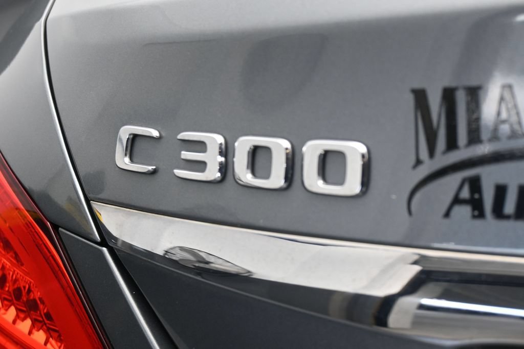 Used 2019 Mercedes-Benz C 300 Sedan image 32
