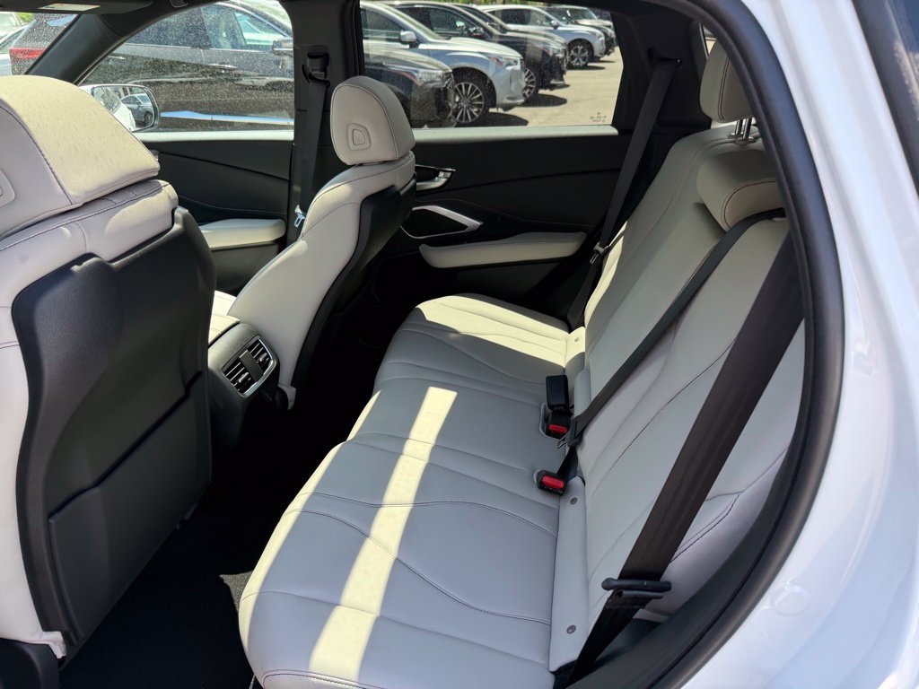 New 2026 Acura RDX SH-AWD image 15