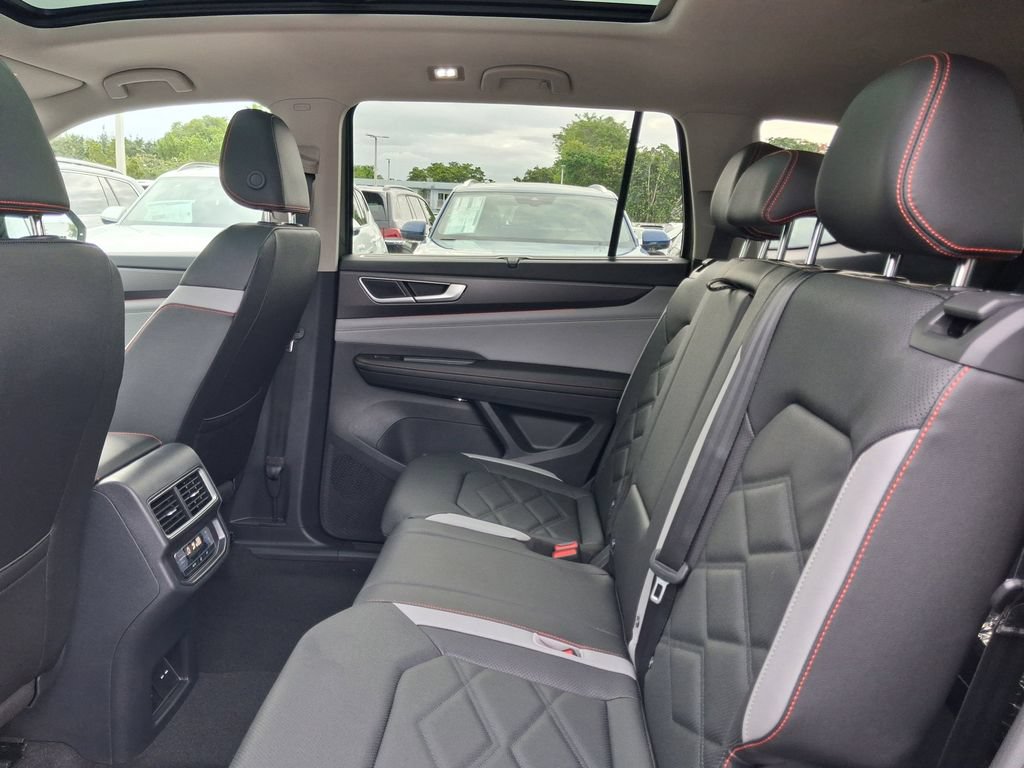 New 2026 Volkswagen Atlas Peak Edition AWD/4WD image 5