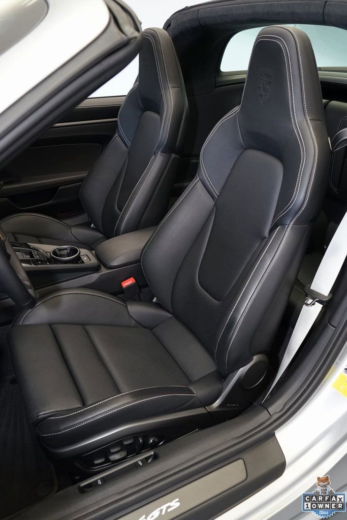 Used 2024 Porsche 911 Targa 4 GTS image 10