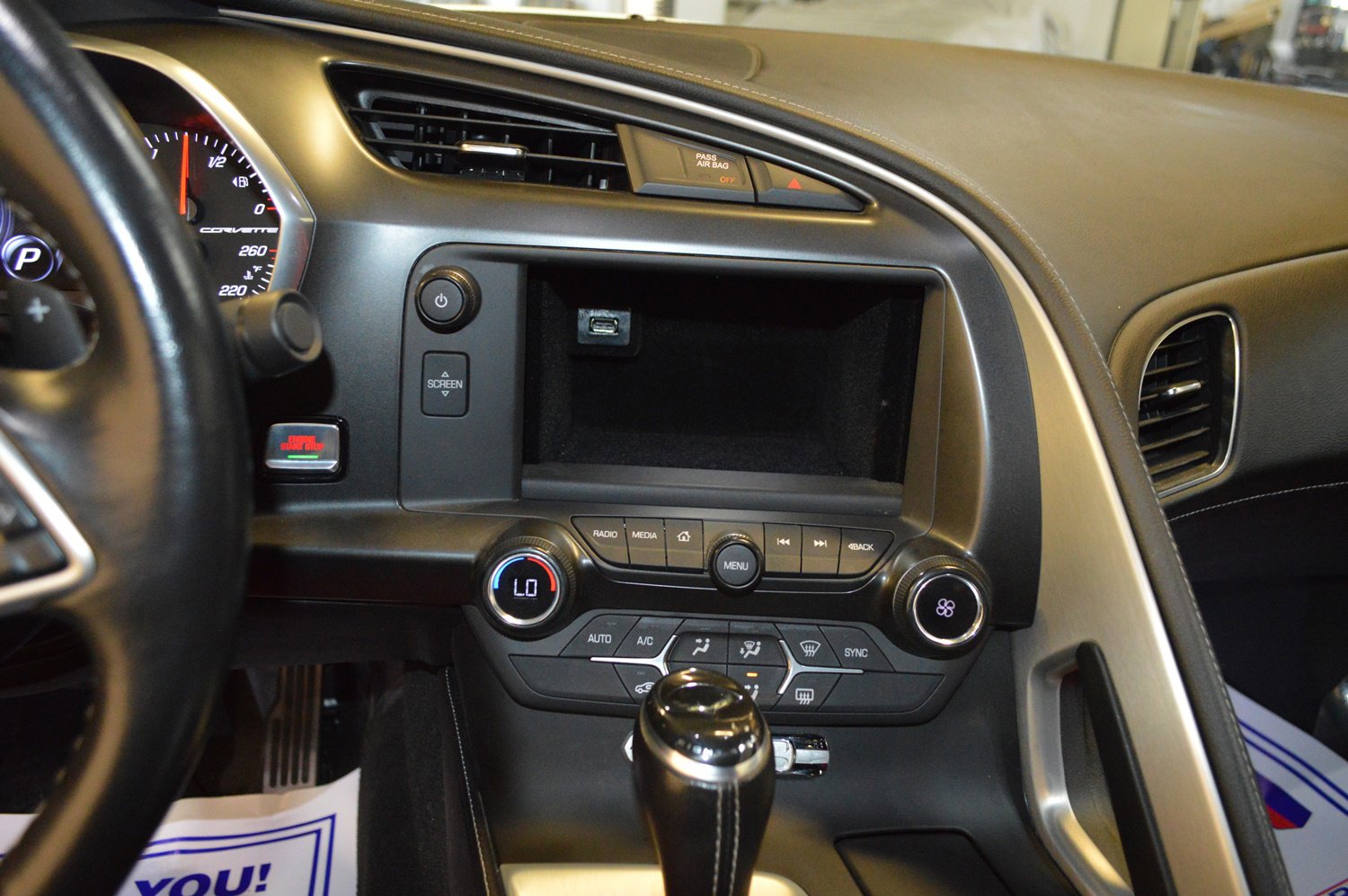 Used 2019 Chevrolet Corvette Grand Sport w/ Carbon Flash Badge Package image 21