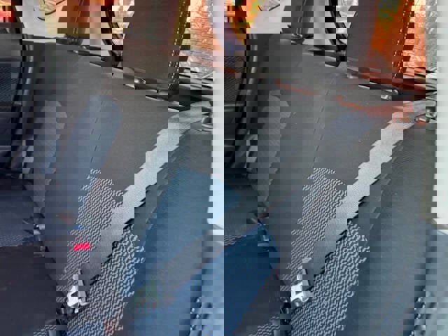 Used 2017 Nissan Versa Note SV image 16