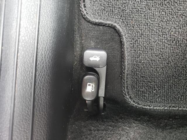 Certified 2023 Kia Forte LXS image 30