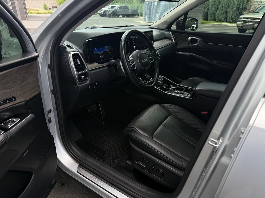 Used 2022 Kia Sorento SX Prestige AWD/4WD image 22