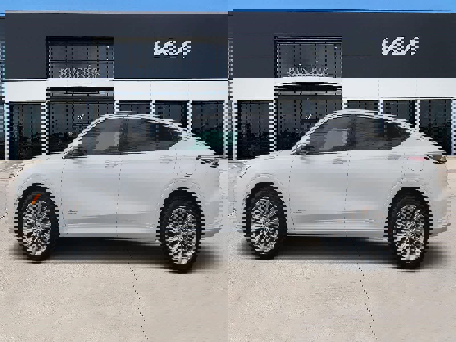 Used 2024 Buick Envista Avenir image 4