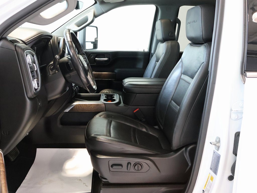 Certified 2023 GMC Sierra 3500 Denali w/ Denali Ultimate Package image 14