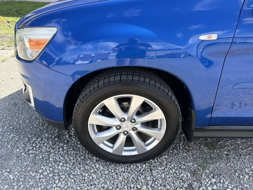 Used 2015 Mitsubishi Outlander Sport SE FWD image 19