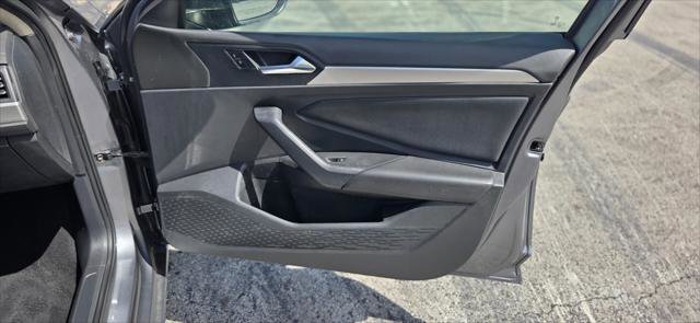 Used 2019 Volkswagen Jetta S w/ Driver Assistance Package image 18