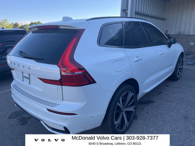 Used 2024 Volvo XC60 T8 Ultimate w/ Protection Package Premier AWD/4WD image 3
