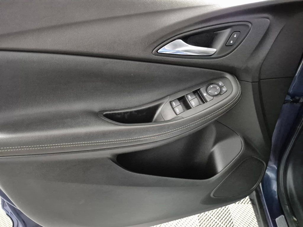 Used 2020 Buick Encore GX Select image 13