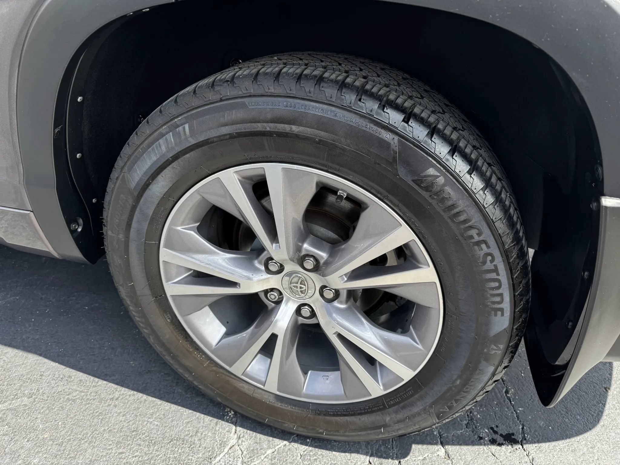 Used 2015 Toyota Highlander Plus AWD/4WD image 40