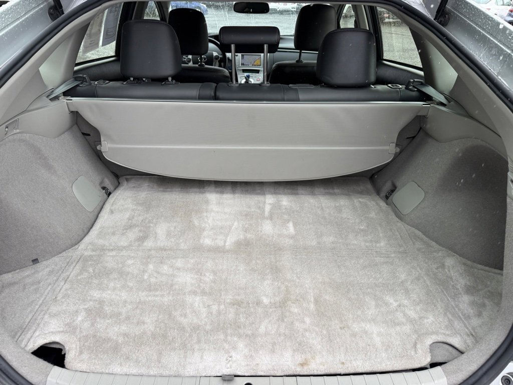 Used 2015 Toyota Prius Five w/ Advanced Technology Package image 8
