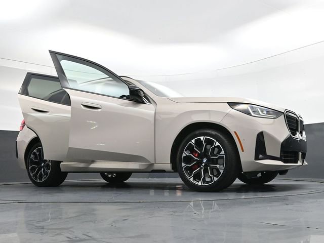 Used 2025 BMW X3 M50 w/ Premium Package image 46