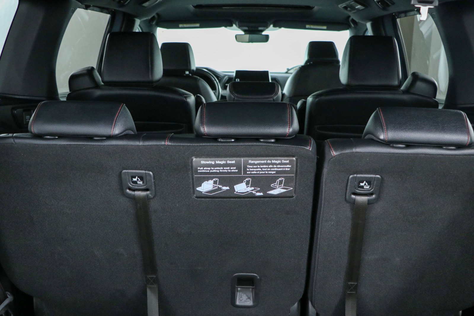 Used 2025 Honda Odyssey Sport-L image 31