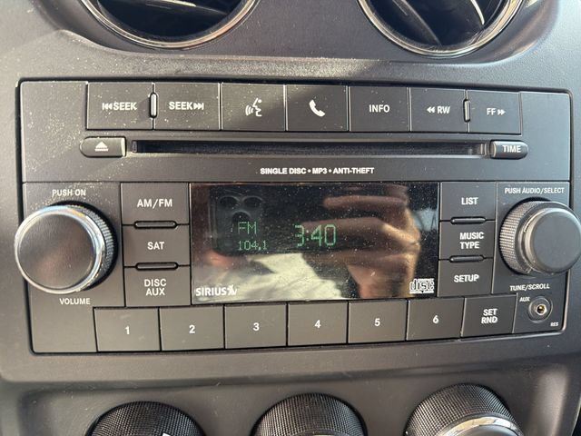 Used 2016 Jeep Patriot Sport w/ Power Value Group AWD/4WD image 18