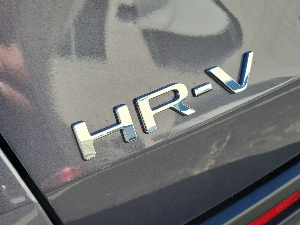 Used 2027 Honda HR-V LX image 8