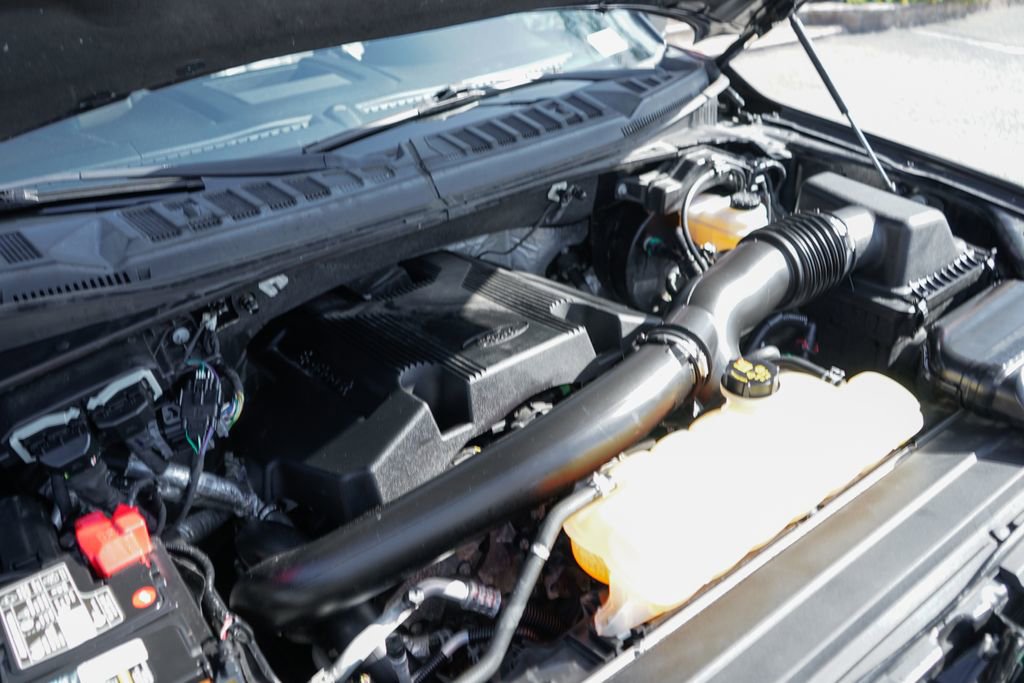 Used 2018 Ford F150 XLT w/ Equipment Group 302A Luxury image 14