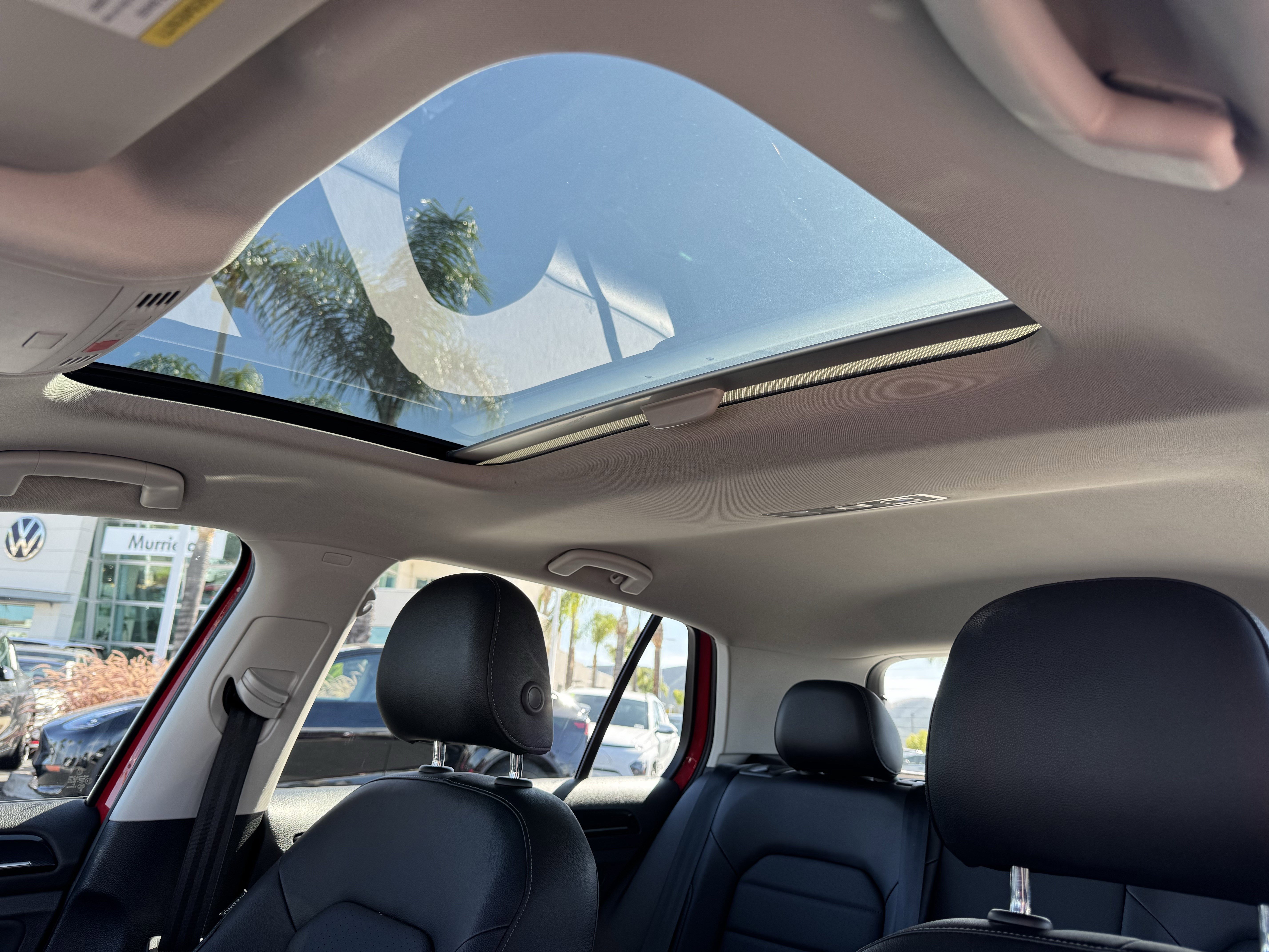 Used 2017 Volkswagen Golf SEL FWD image 34