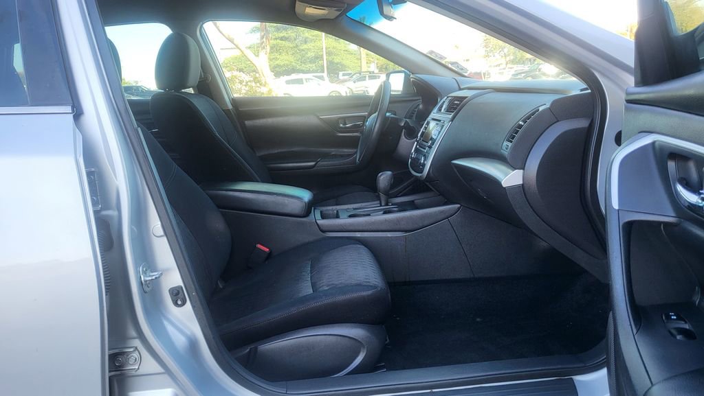 Used 2016 Nissan Altima 2.5 S w/ Power Driver Seat Package image 17