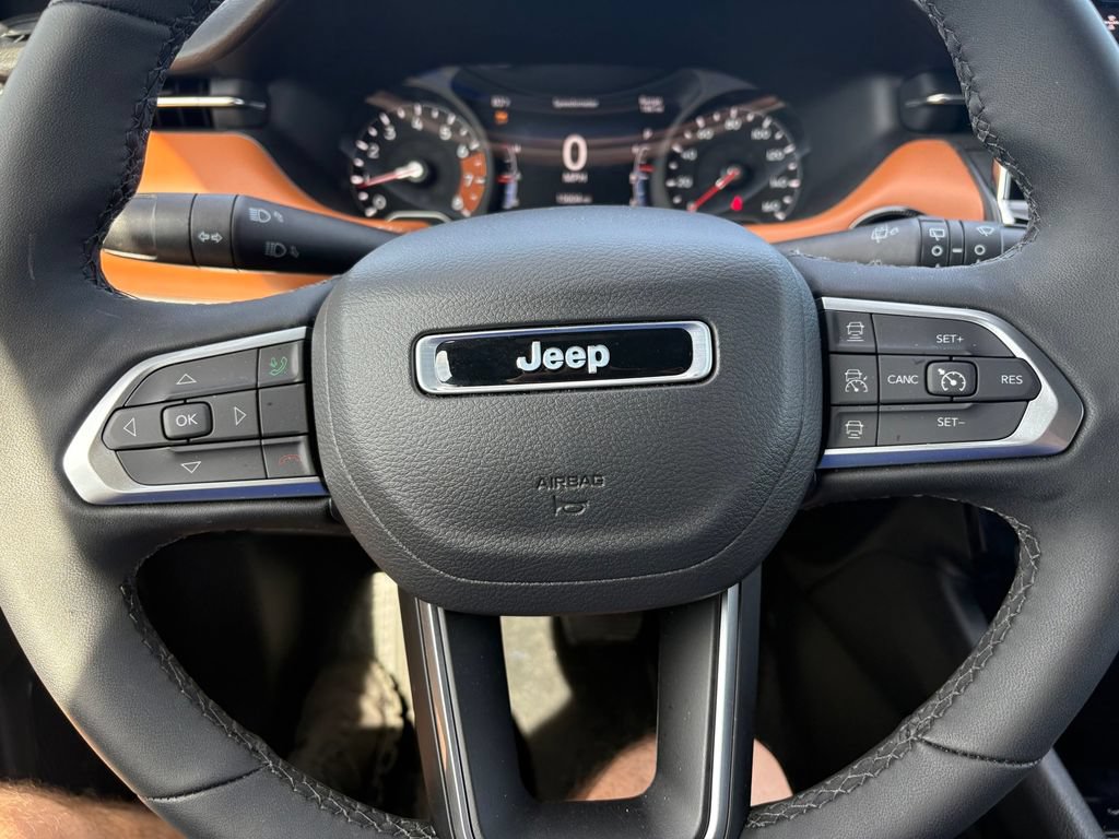 Used 2024 Jeep Compass Limited AWD/4WD image 17