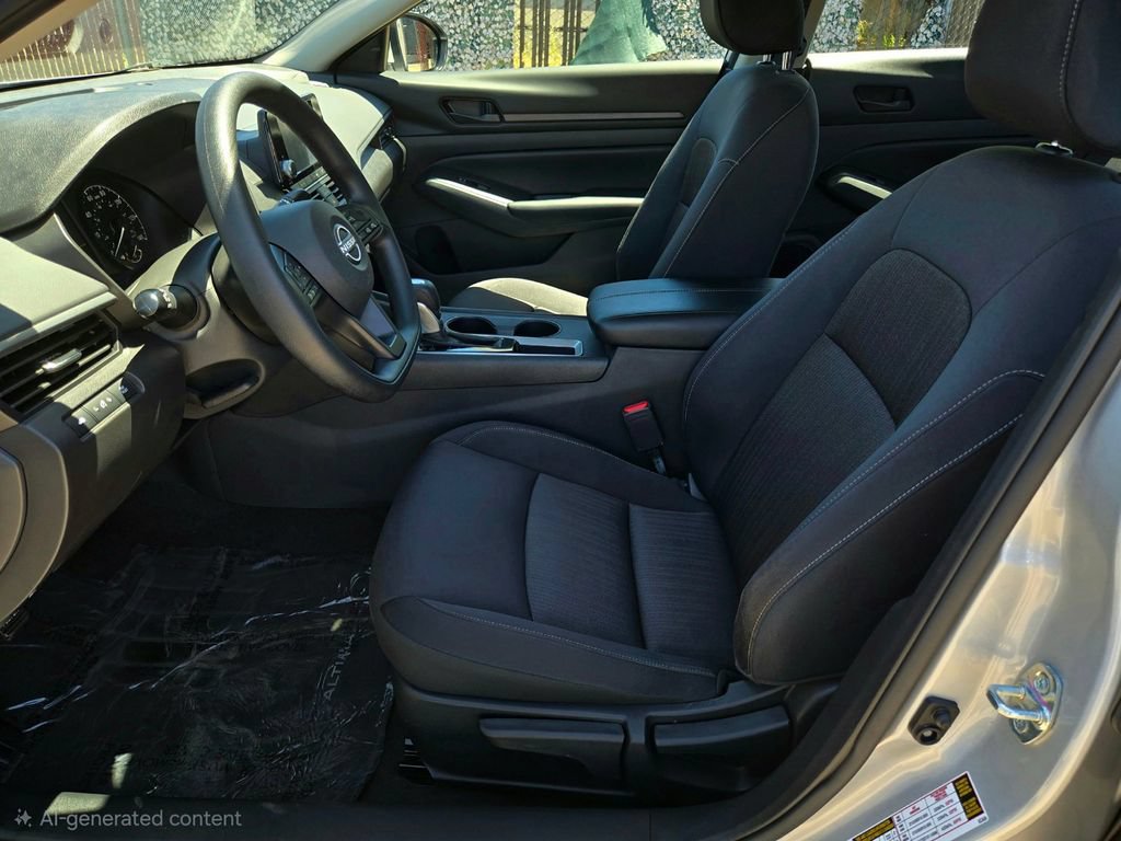 Used 2023 Nissan Altima 2.5 S FWD image 17