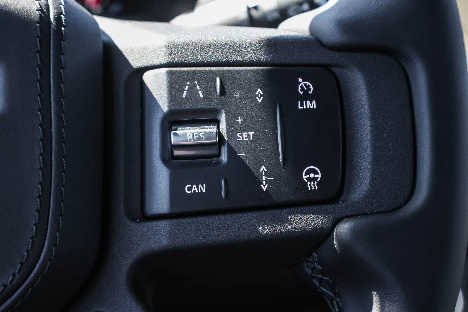 New 2026 Land Rover Defender 110 X AWD/4WD image 34