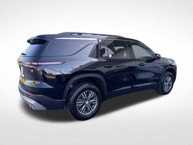 Used 2026 Chevrolet Traverse LT FWD image 6
