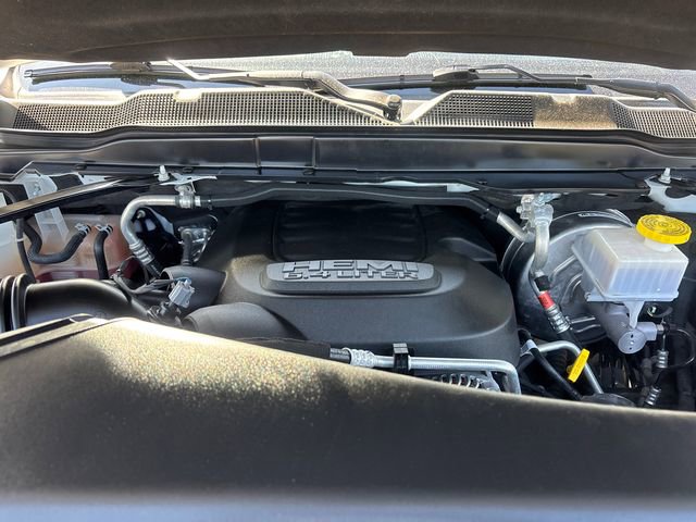 Used 2024 RAM 2500 Big Horn AWD/4WD image 32