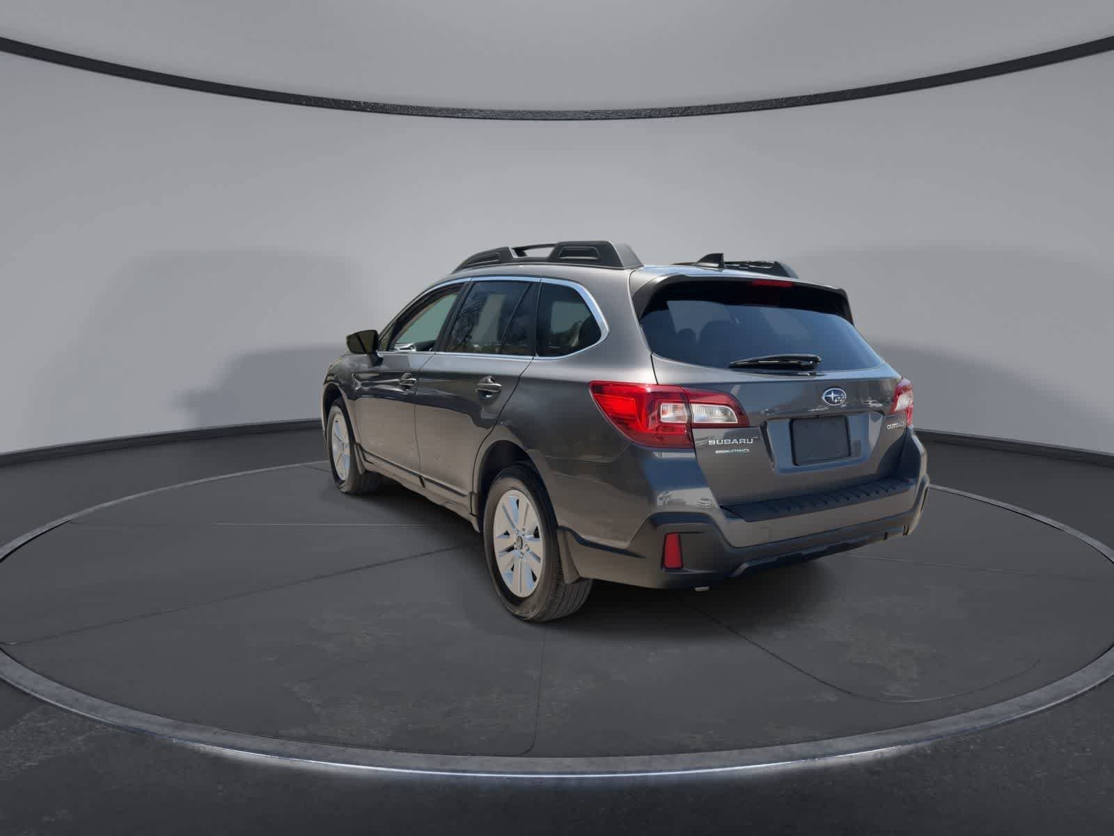 Used 2018 Subaru Outback 2.5i Premium AWD/4WD image 6