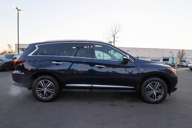 Used 2019 INFINITI QX60 Luxe w/ Essential Package image 10