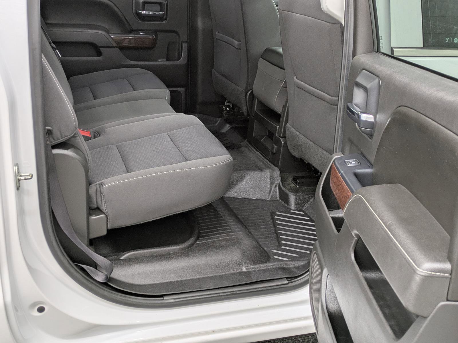 Used 2017 GMC Sierra 2500 SLE w/ HD SLE Preferred Plus Package image 20