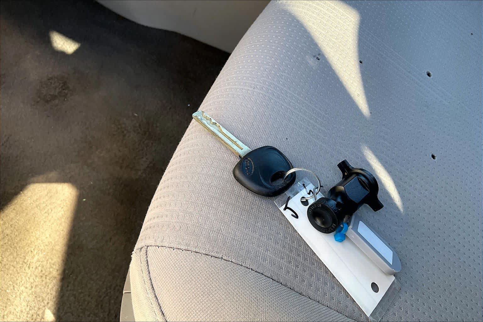Used 2021 Kia Sedona LX FWD image 14