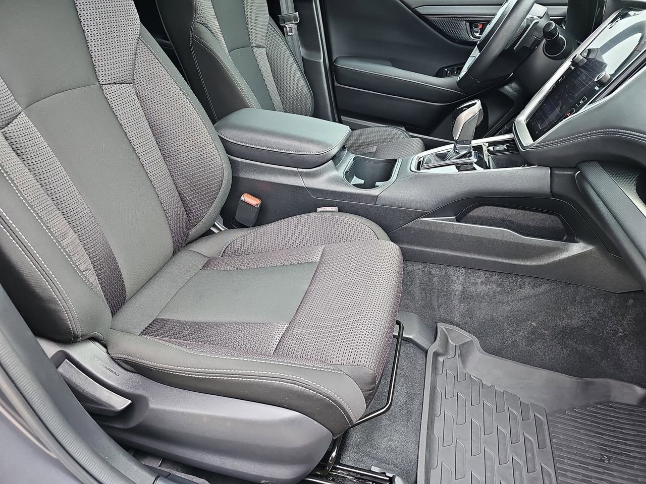 Used 2025 Subaru Outback Premium w/ Popular Package #1A AWD/4WD image 13