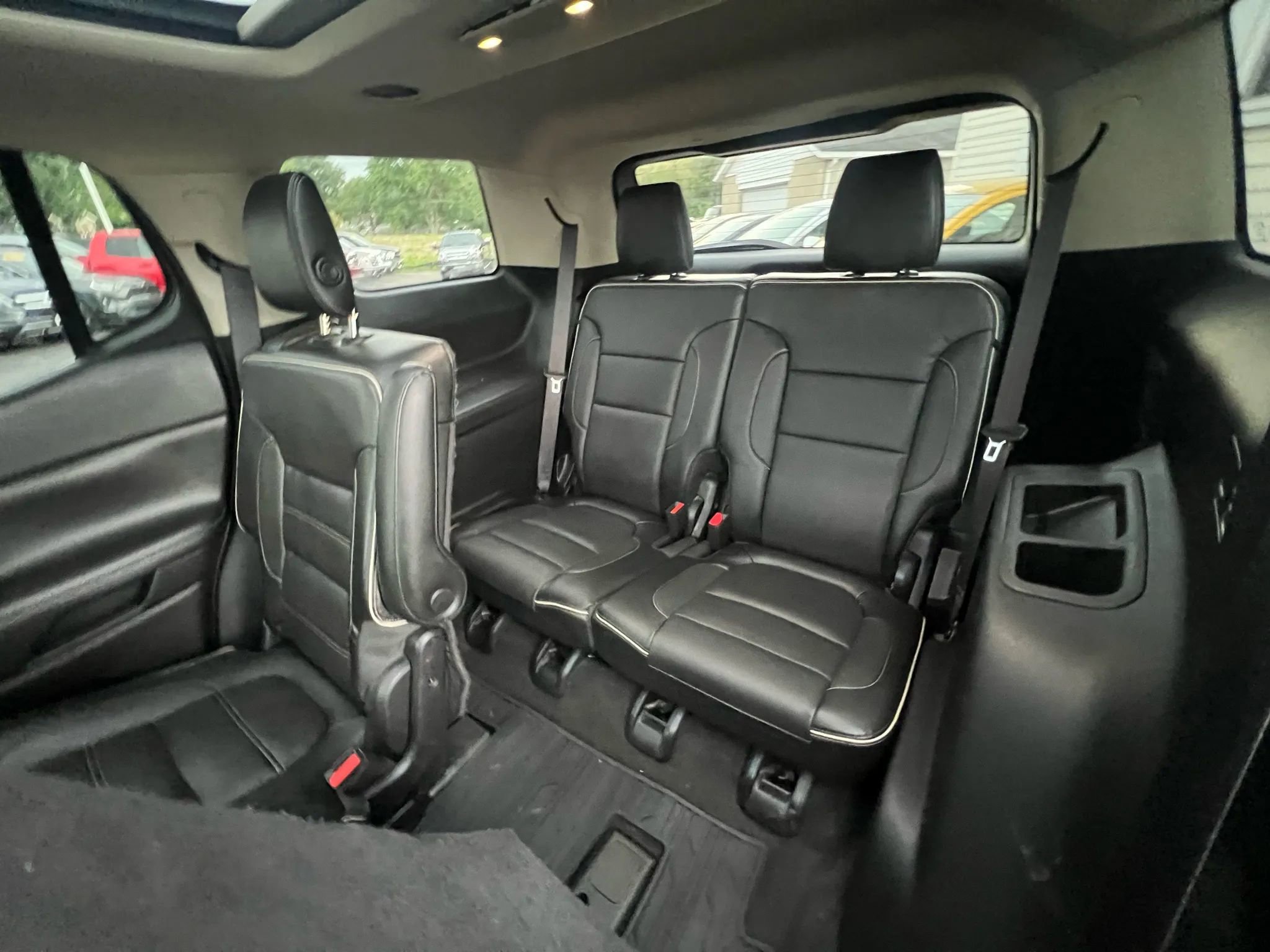 Used 2017 GMC Acadia Denali image 30