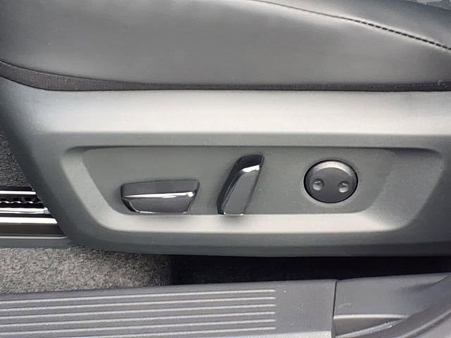 New 2026 Nissan Rogue SV image 18