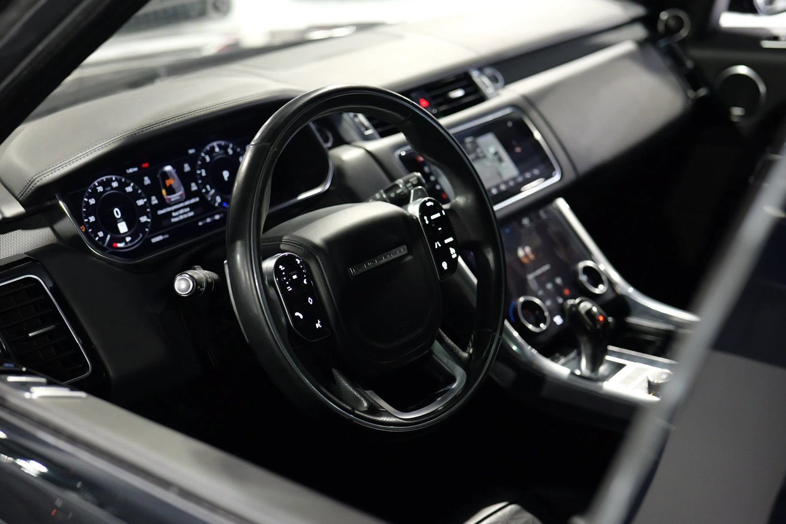 Used 2019 Land Rover Range Rover Sport HSE Dynamic AWD/4WD image 9